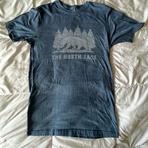 Bundle of The North Face 3 Hoodies and T-Shirt